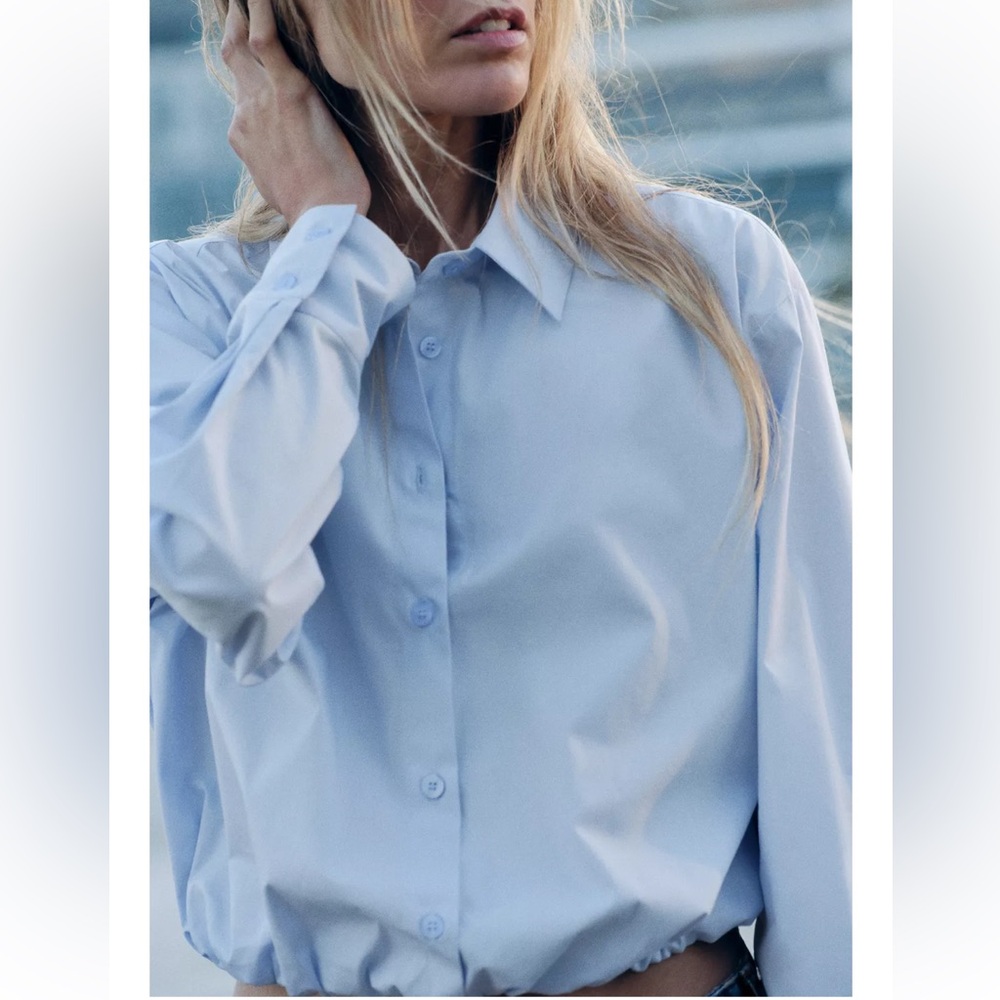 Zara Light Blue Cropped Button-Up Shirt M